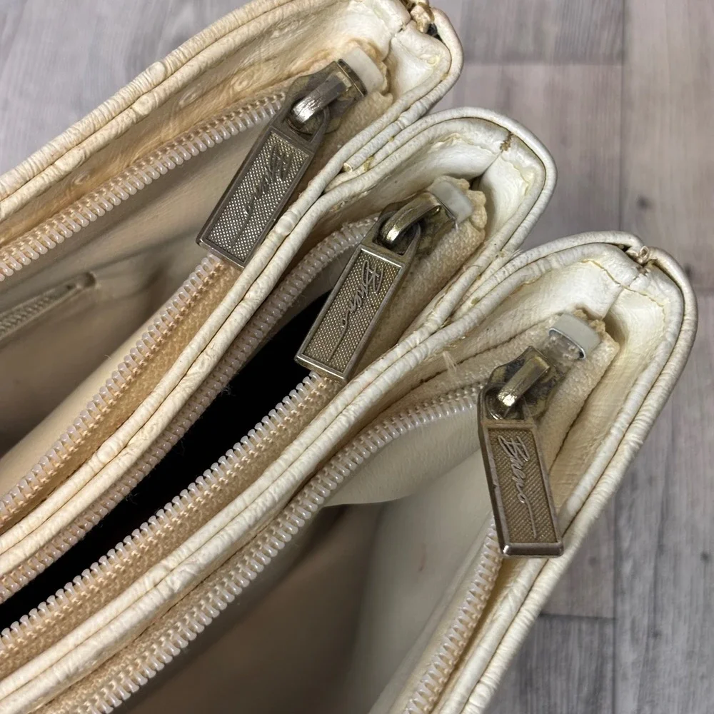 Bueno Vintage 70s Cream Faux Ostrich Leather Embossed Tote Handbag Satchel Purse